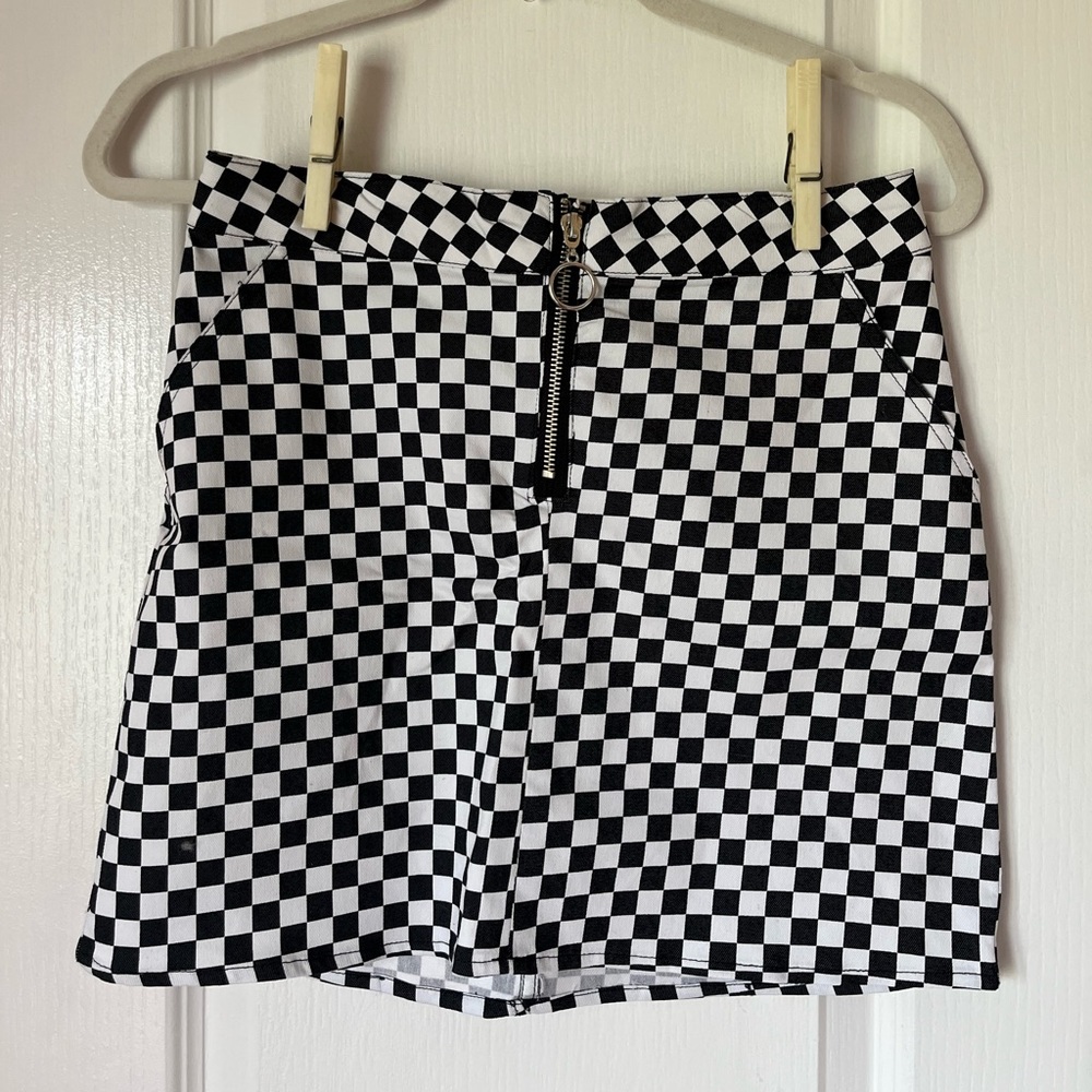 Black and White Checkered Skirt with Silver Zipper
